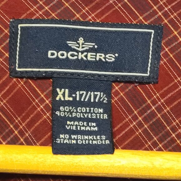 Dockers Mens XL Red Plaid Long Sleeve Button-Down Shirt Stain Defender - Picture 2 of 11